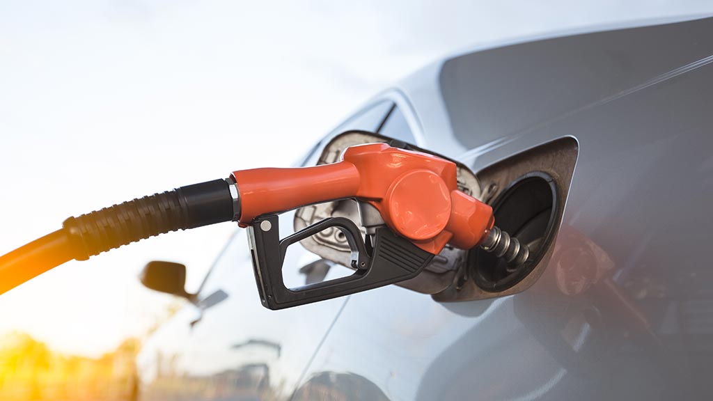 fuel hose filling car