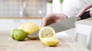 knife cutting on bench HWT