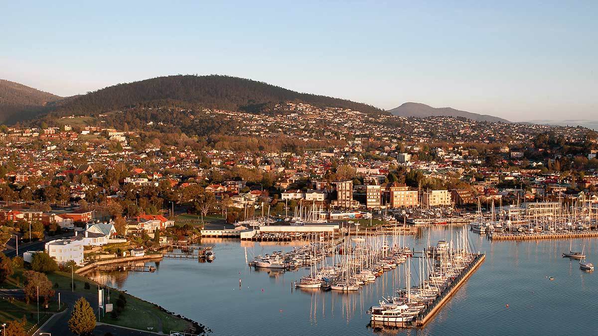 city_of_hobart_tasmania_affordable_living