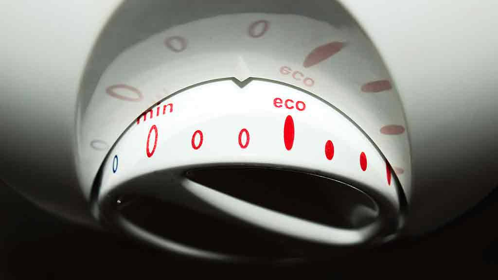 fridge thermostat set to eco