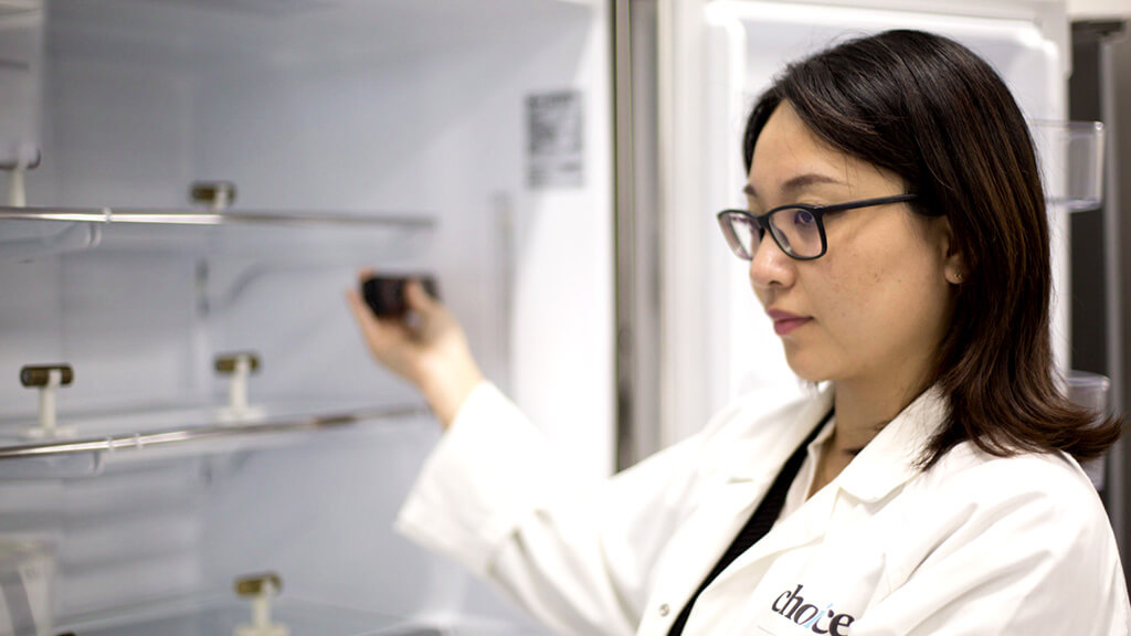 measuring fridge temperature